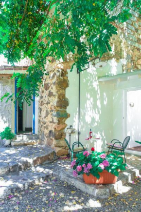Il Carrubo & SPA Tiny House Bari Sardo